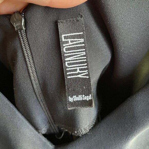 Laundry by Shelli Segal Size 8 VINTAGE Black Sleeveless V-Neck Bodycon Dress - Picture 3 of 11